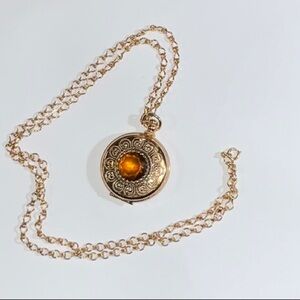 Avon 1975 Victorian Locket Necklace Gold Toned Metal Faux Topaz